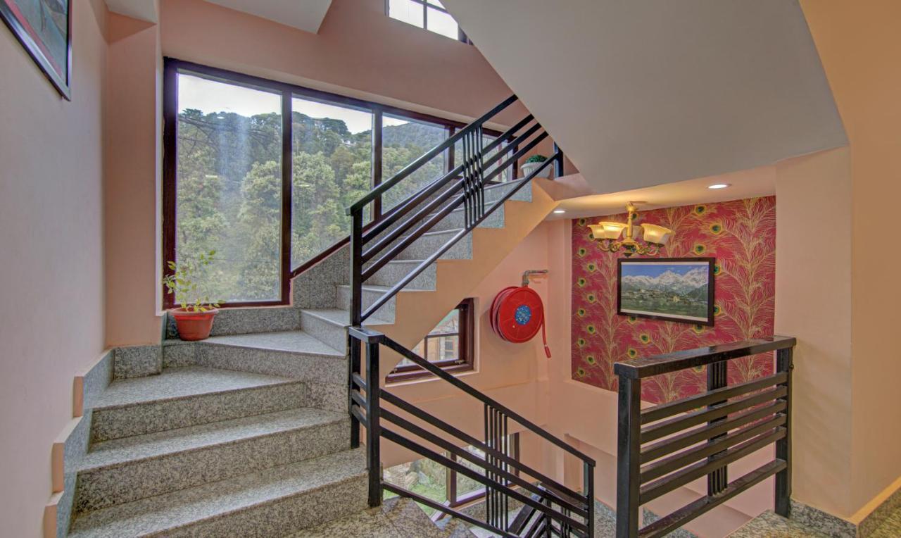 Treebo Roshan House With Valley View McLeod Gandzs Kültér fotó